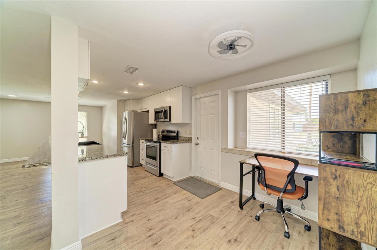 6705 35th Avenue W, Bradenton, FL 34209 Photo