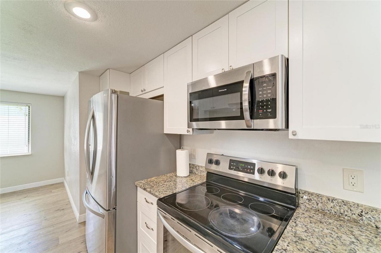 6705 35th Avenue W, Bradenton, FL 34209 Photo