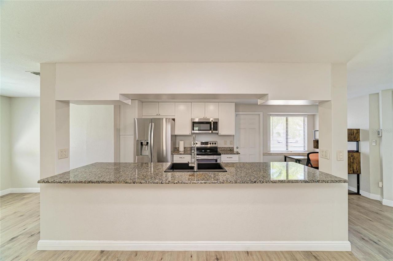 6705 35th Avenue W, Bradenton, FL 34209 Photo