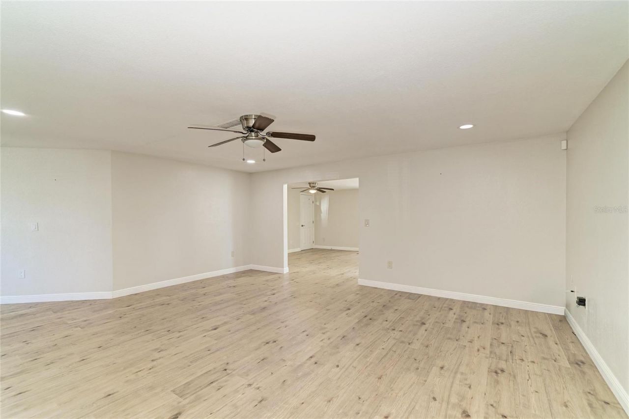 6705 35th Avenue W, Bradenton, FL 34209 Photo