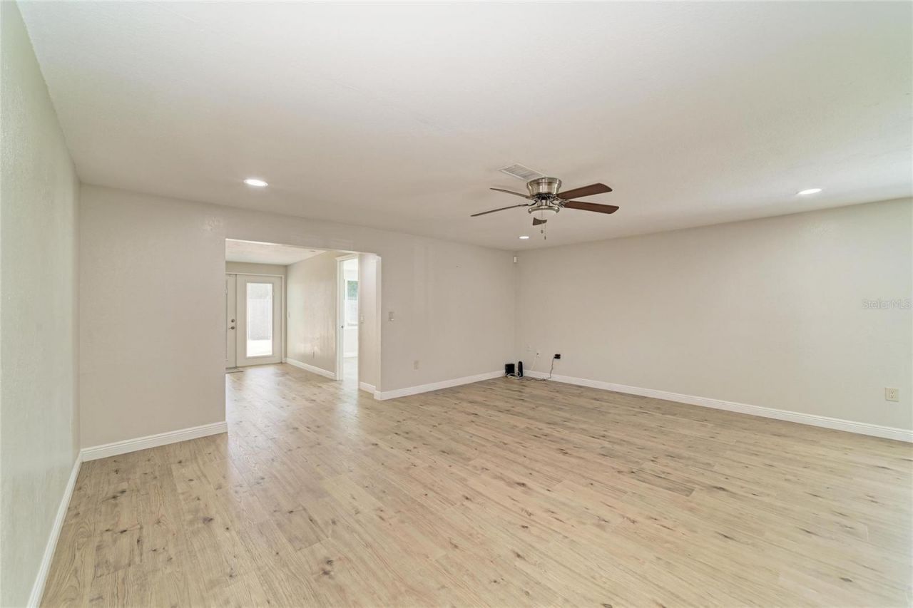 6705 35th Avenue W, Bradenton, FL 34209 Photo