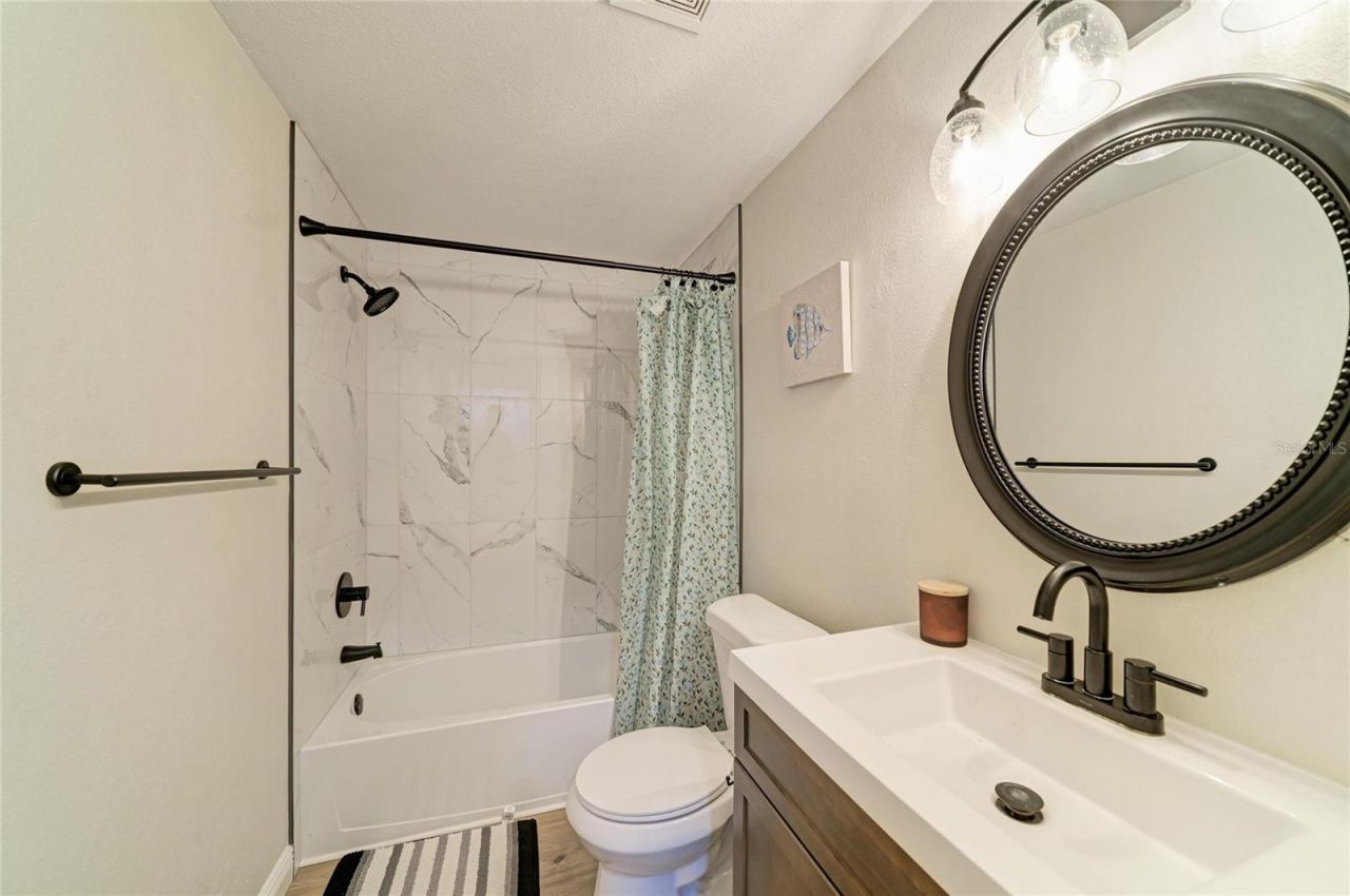 6705 35th Avenue W, Bradenton, FL 34209 Photo