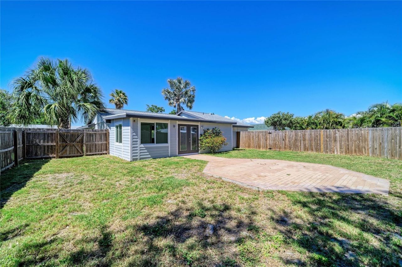6705 35th Avenue W, Bradenton, FL 34209 Photo