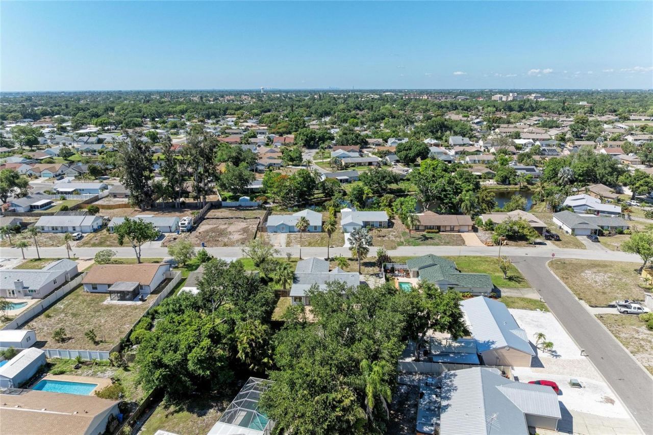 6705 35th Avenue W, Bradenton, FL 34209 Photo