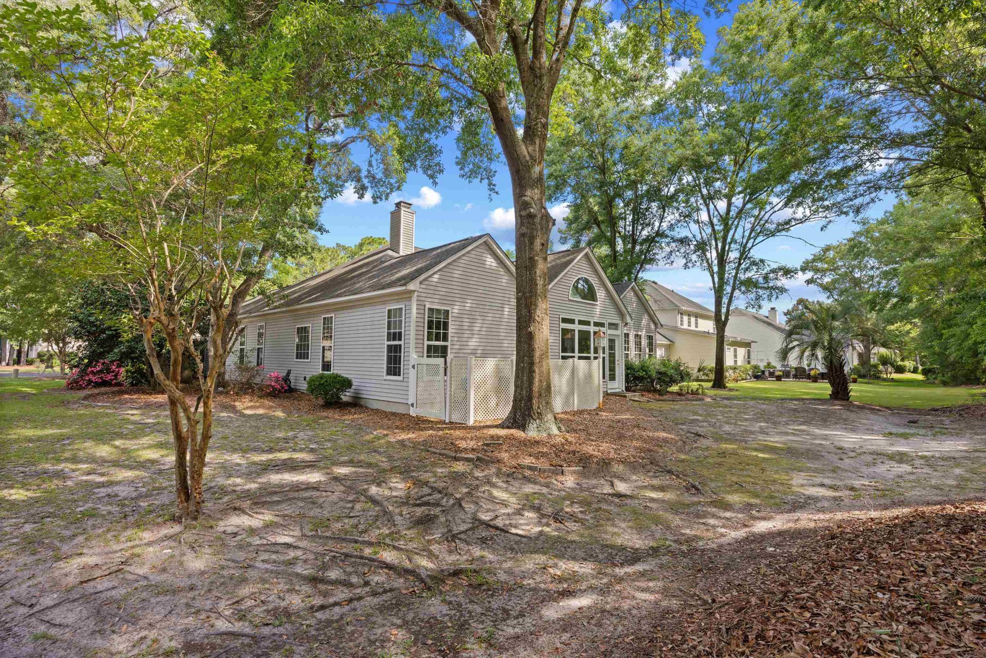 91 Deacon Dr. Photo 26