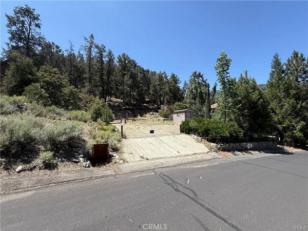 2221 Symonds, Pine Mountain Club, CA 93222