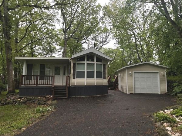 255 Vacation Boulevard, Edgerton, WI 53534