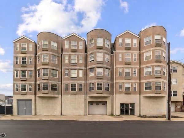 56 Ferguson St, Newark, NJ 07105