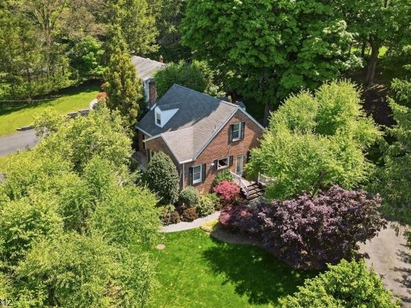 806 Ramapo Valley Rd, Oakland, NJ 07436