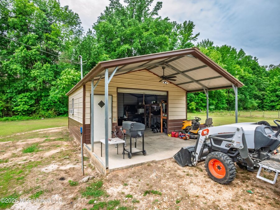 Property Image 33