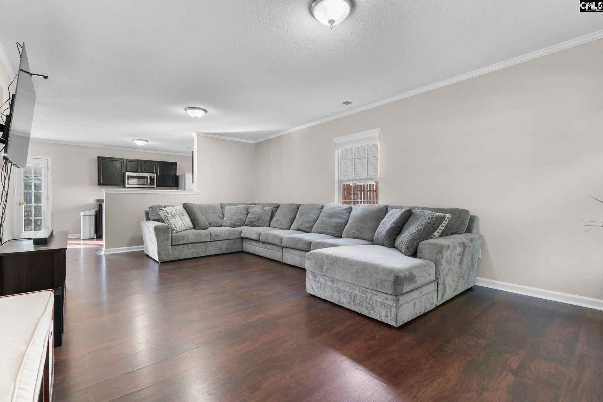 513 Silver Spoon Lane  Photo 4
