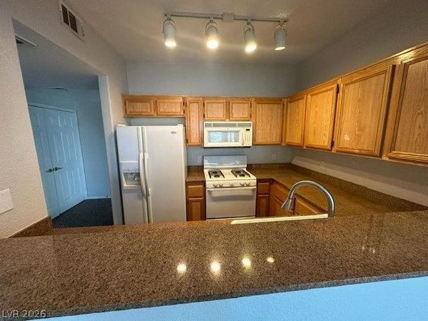 9975 Peace Way , Unit 2098, Las Vegas, NV 89147