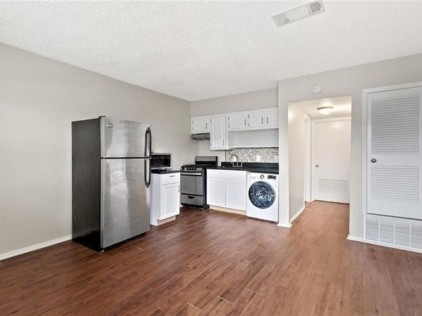 2401 Manor RD, Unit #224, Austin, TX 78722