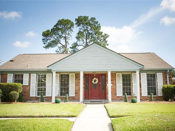 2145 LESLIE Street , Gretna, LA 70056