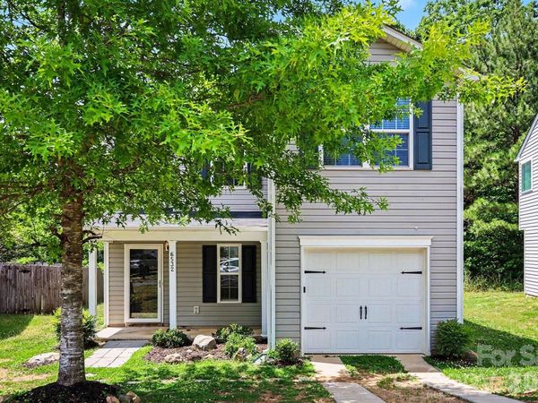 6532 Pennacook Drive, Charlotte, NC 28214