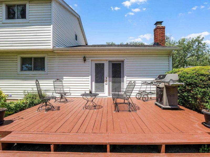 559 Waterbury Boulevard, Columbus, OH 43230 Photo 11