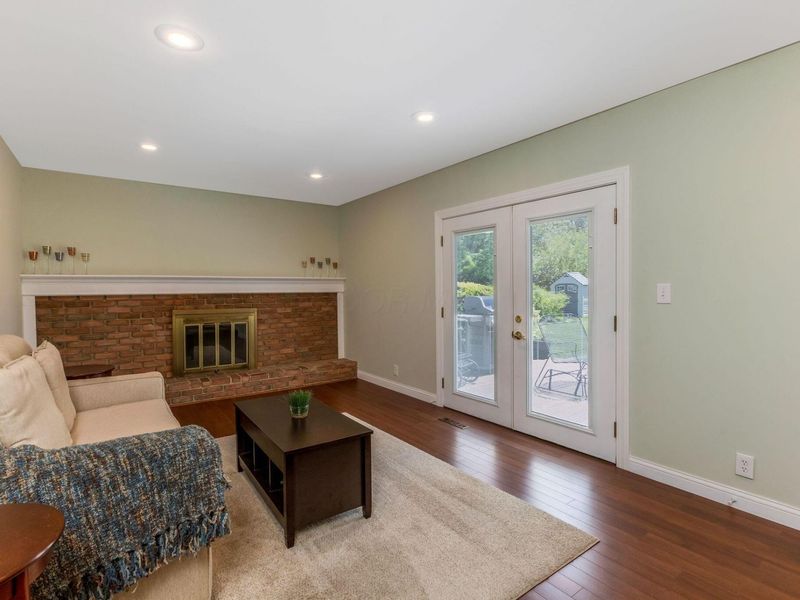 559 Waterbury Boulevard, Columbus, OH 43230 Photo 22