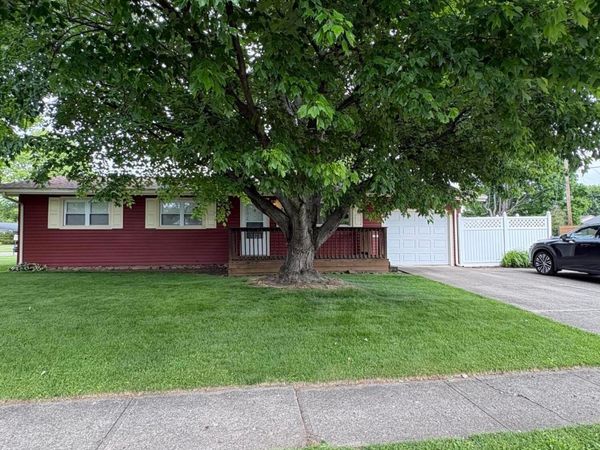 236 Fieldpoint Road , Heath, OH 43056