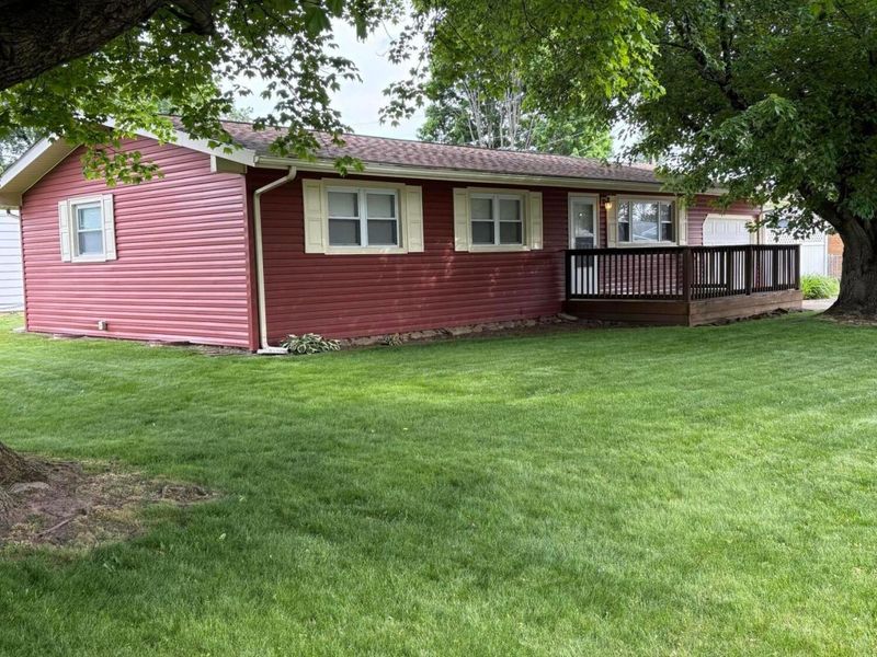 236 Fieldpoint Road , Heath, OH 43056 Photo 2