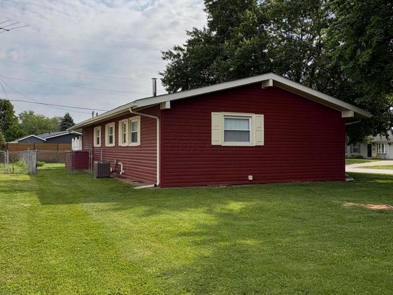 236 Fieldpoint Road , Heath, OH 43056 Photo 5