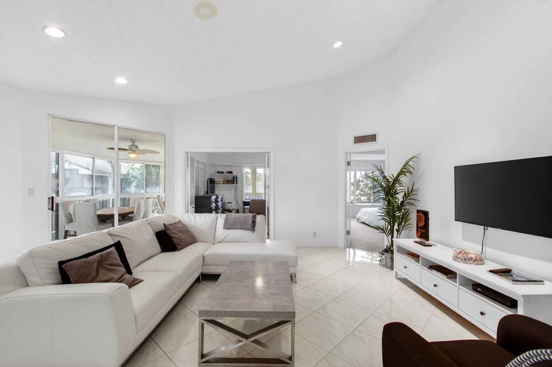 7485 Glendevon Lane, Unit 1105, Delray Beach, FL 33446 Photo