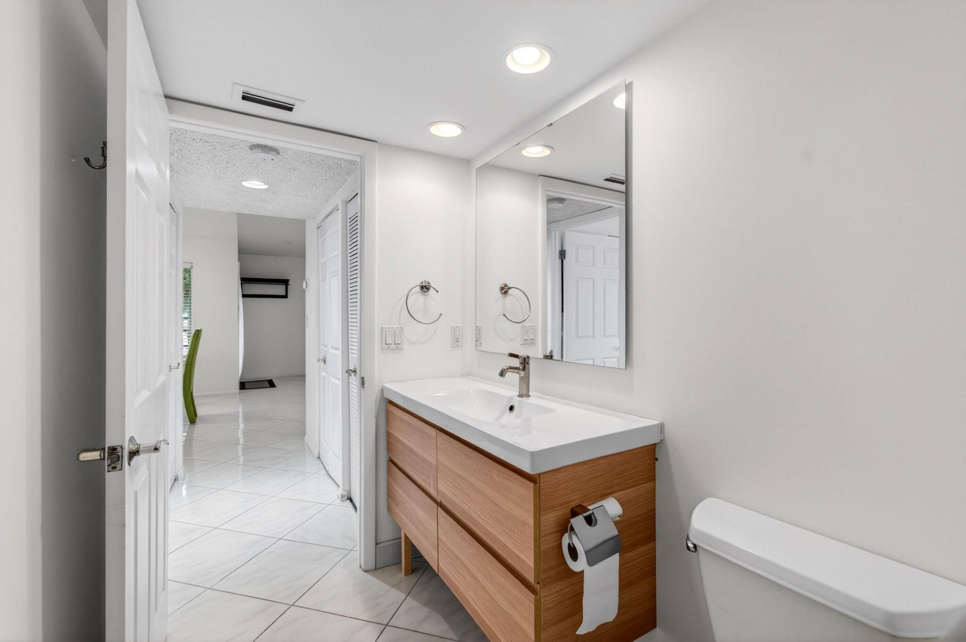 7485 Glendevon Lane, Unit 1105, Delray Beach, FL 33446 Photo