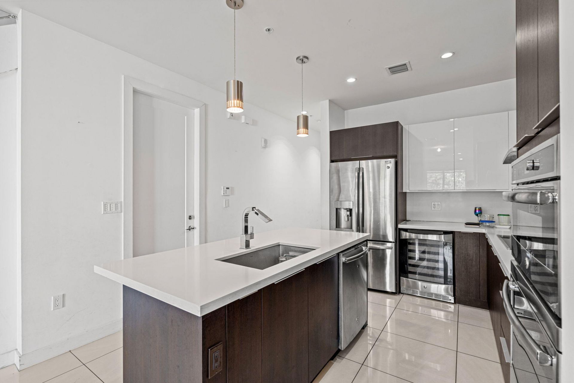6310 NW 103rd Place, Unit 201, Doral, FL 33178 Photo