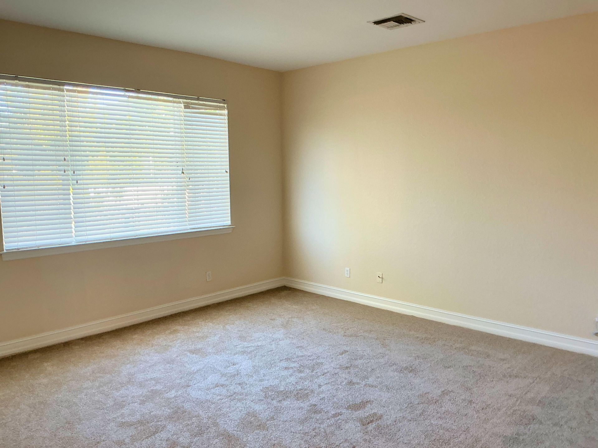 1249 NW 37th Avenue, Cape Coral, FL 33993 Photo