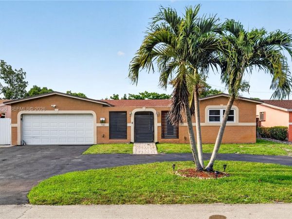 7141 Dilido Blvd , Miramar, FL 33023