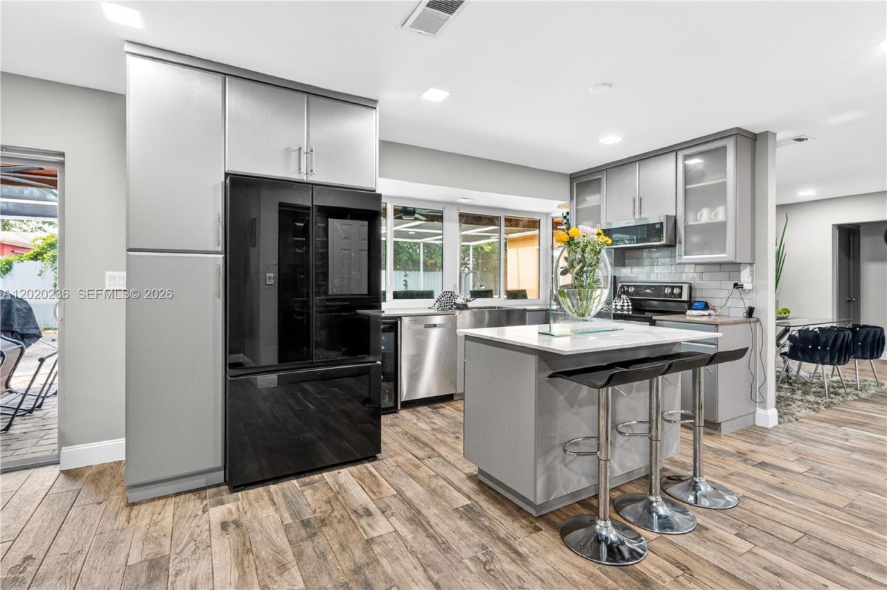 7141 Dilido Blvd , Miramar, FL 33023 Photo