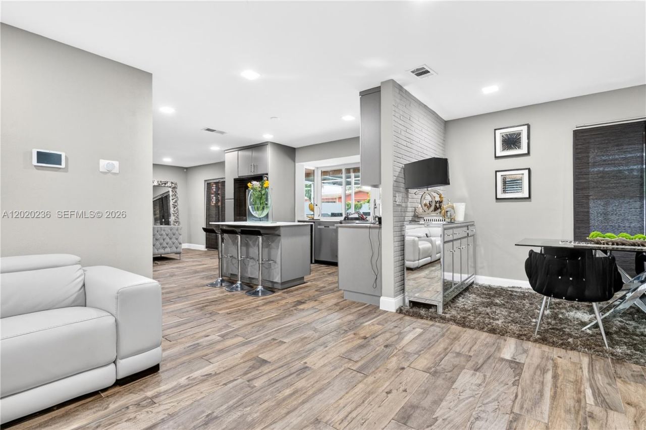 7141 Dilido Blvd , Miramar, FL 33023 Photo