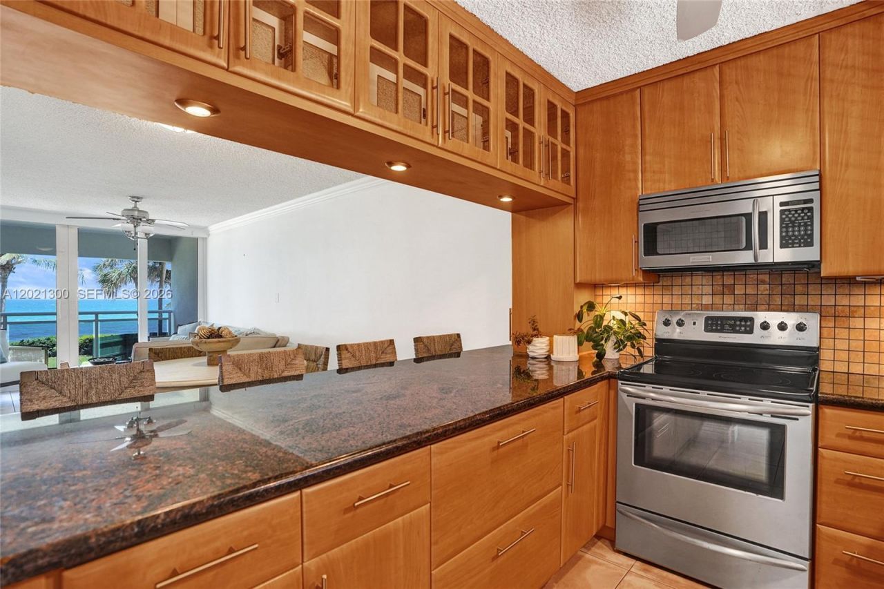 500 SE 21st Ave , Unit 211, Deerfield Beach, FL 33441 Photo