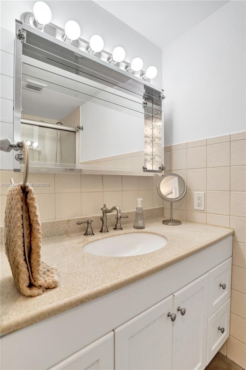 500 SE 21st Ave , Unit 211, Deerfield Beach, FL 33441 Photo