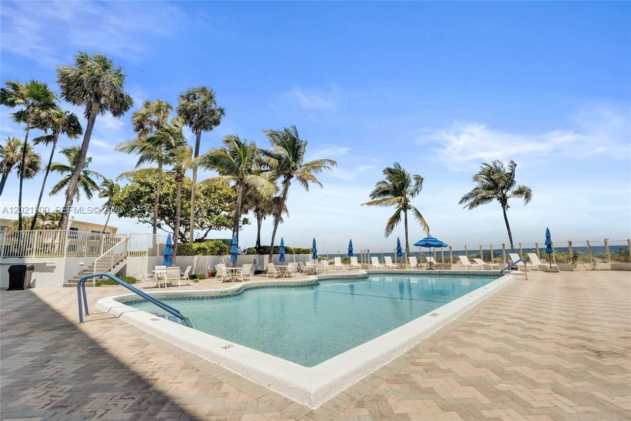 500 SE 21st Ave , Unit 211, Deerfield Beach, FL 33441 Photo