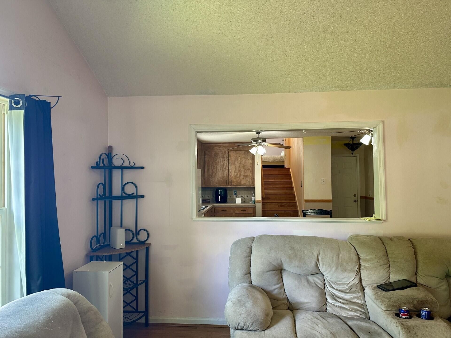 2215 Sawmill Trace Lane Photo 4