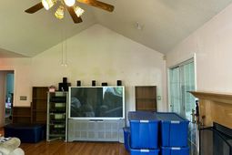 2215 Sawmill Trace Lane photo 4