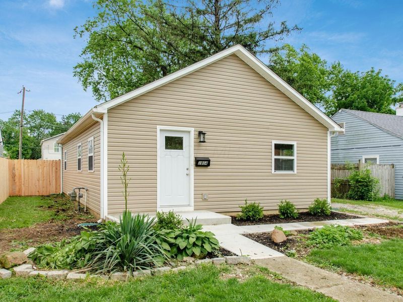 2804 Grasmere Avenue , Columbus, OH 43211 Photo 1