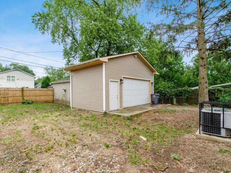 2804 Grasmere Avenue , Columbus, OH 43211 Photo 5