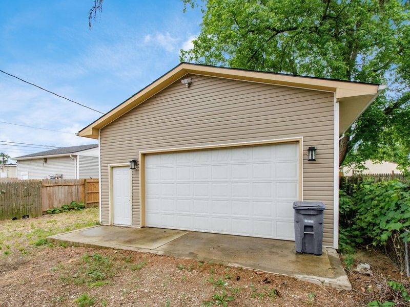 2804 Grasmere Avenue , Columbus, OH 43211 Photo 6