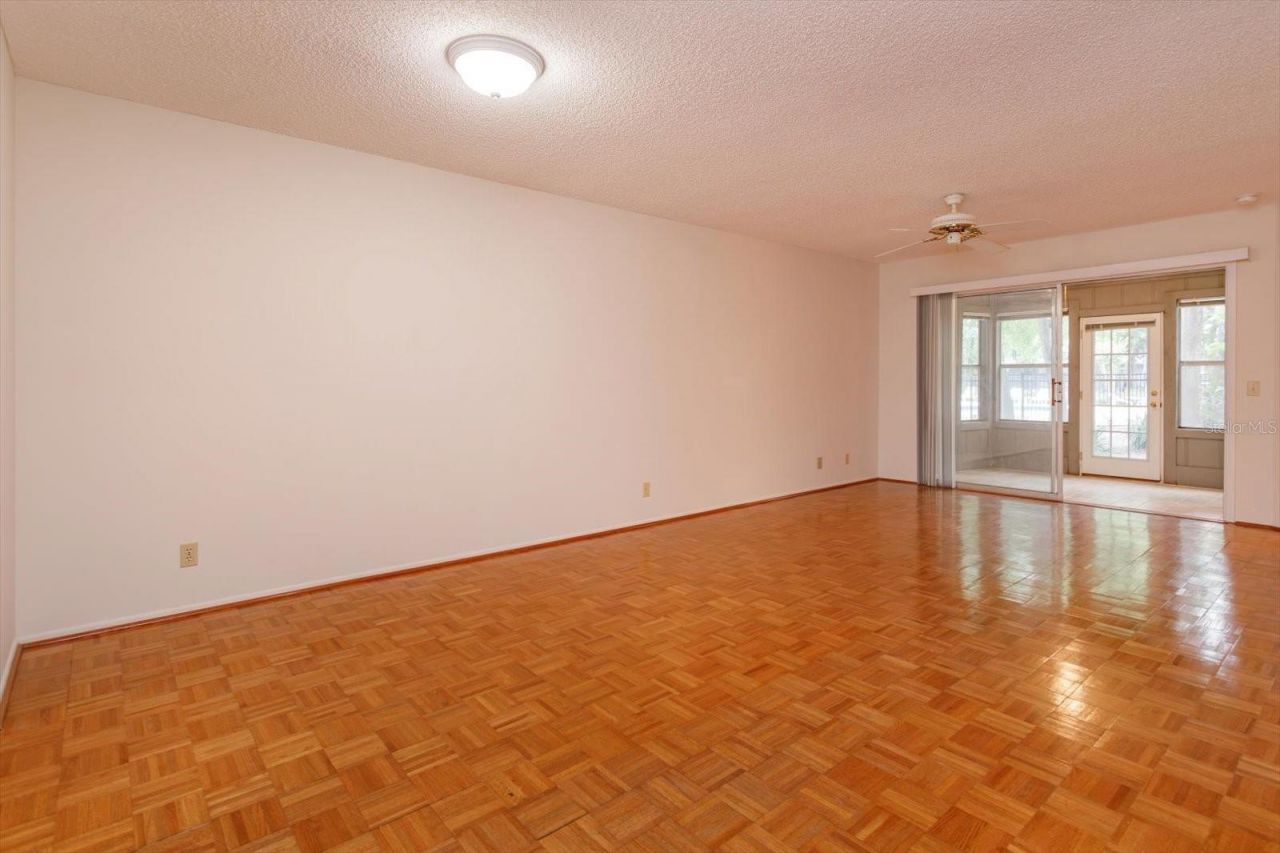 626 Red Oak Circle, Unit 106, Altamonte Springs, FL 32701 Photo