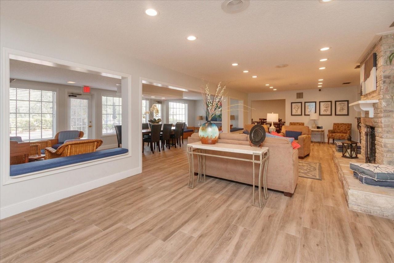 626 Red Oak Circle, Unit 106, Altamonte Springs, FL 32701 Photo