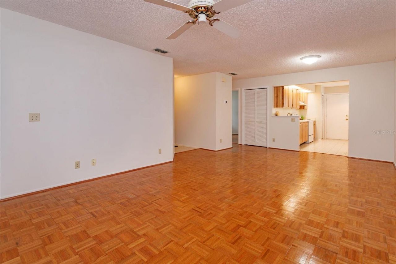 626 Red Oak Circle, Unit 106, Altamonte Springs, FL 32701 Photo