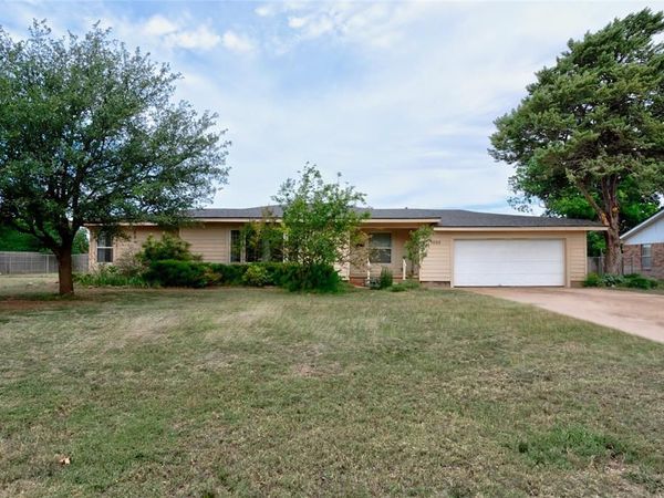 1002 Trundy, Merkel, TX 79536