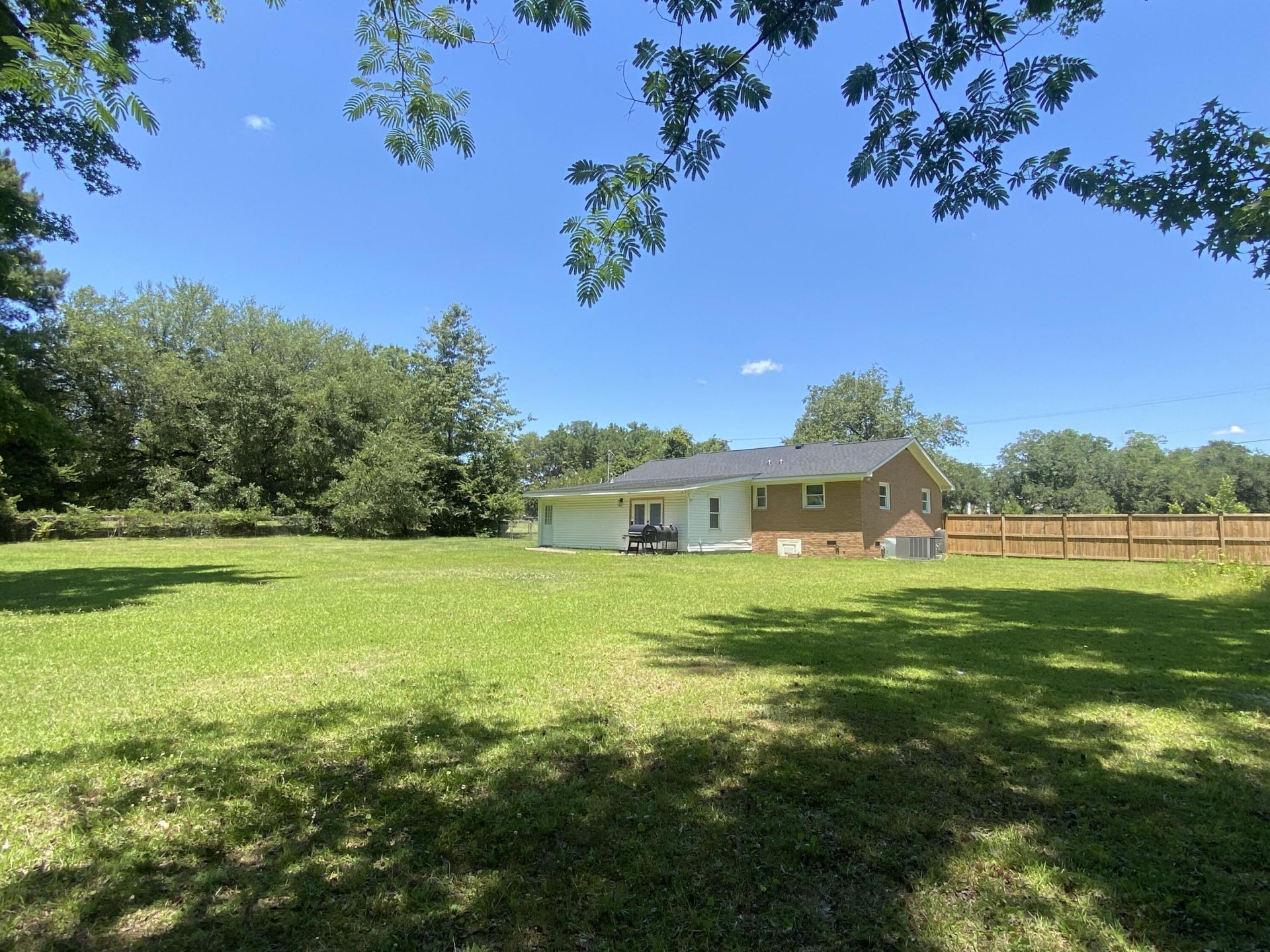 504 W Butternut Road Photo 10