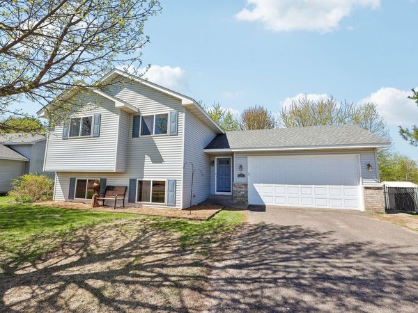 721 Horseshoe Lane, Braham, MN 55006
