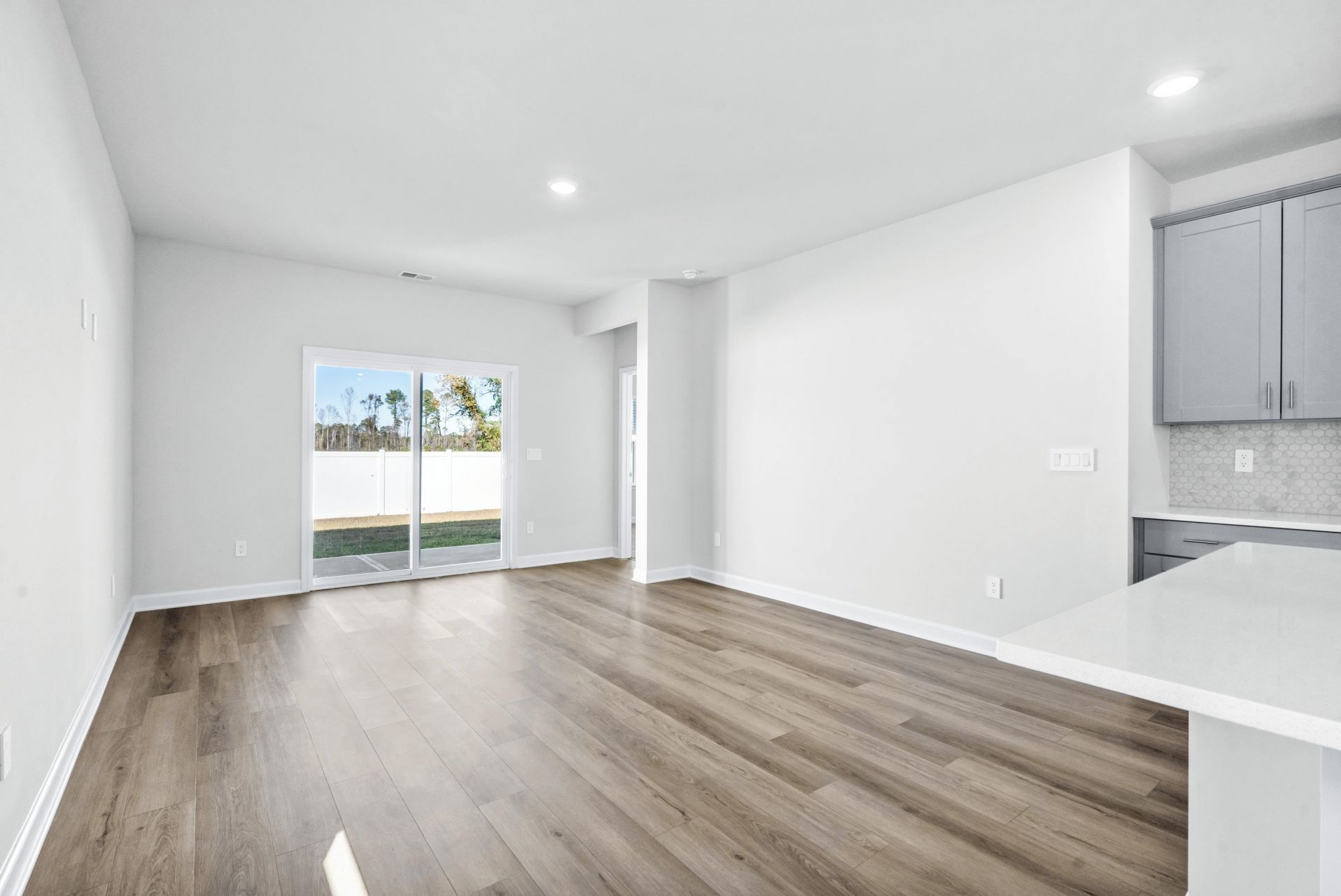 2832 Tranquility Loop Photo 8