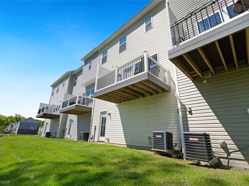 1423 Chateau Place, Avon, OH 44011 Photo 23