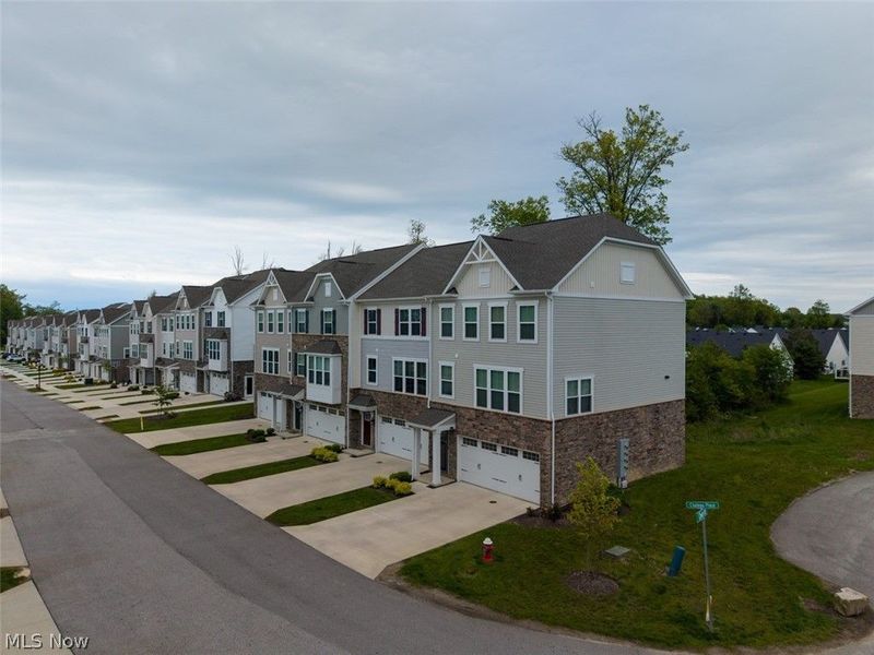 1423 Chateau Place, Avon, OH 44011 Photo 29