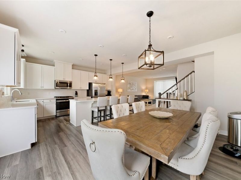 1423 Chateau Place, Avon, OH 44011 Photo 7
