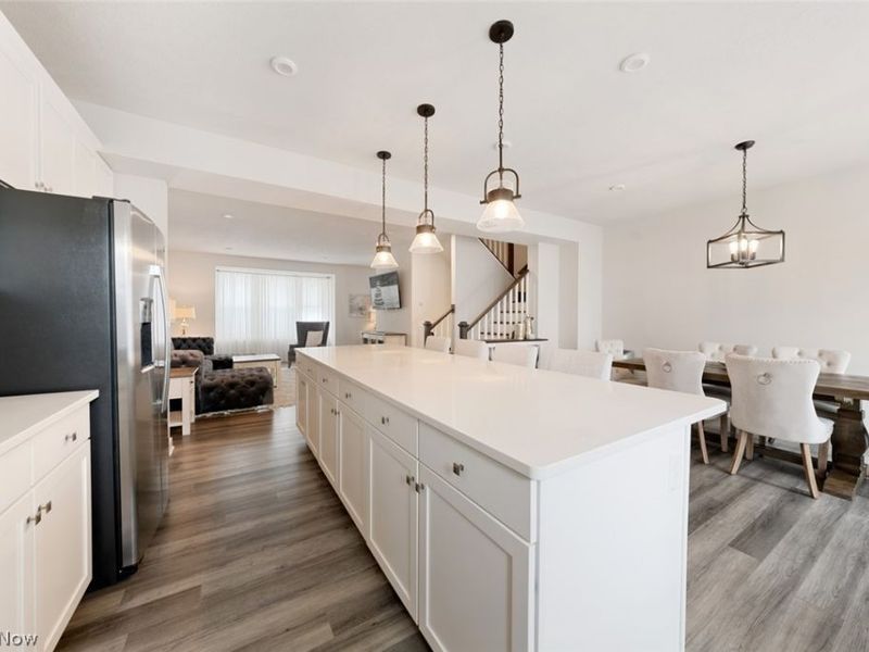 1423 Chateau Place, Avon, OH 44011 Photo 8